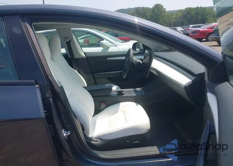 2023 Tesla Model 3 Rear-Wheel Drive z USA, uszkodzony, nr VIN 5YJ3E1EA2PF646352